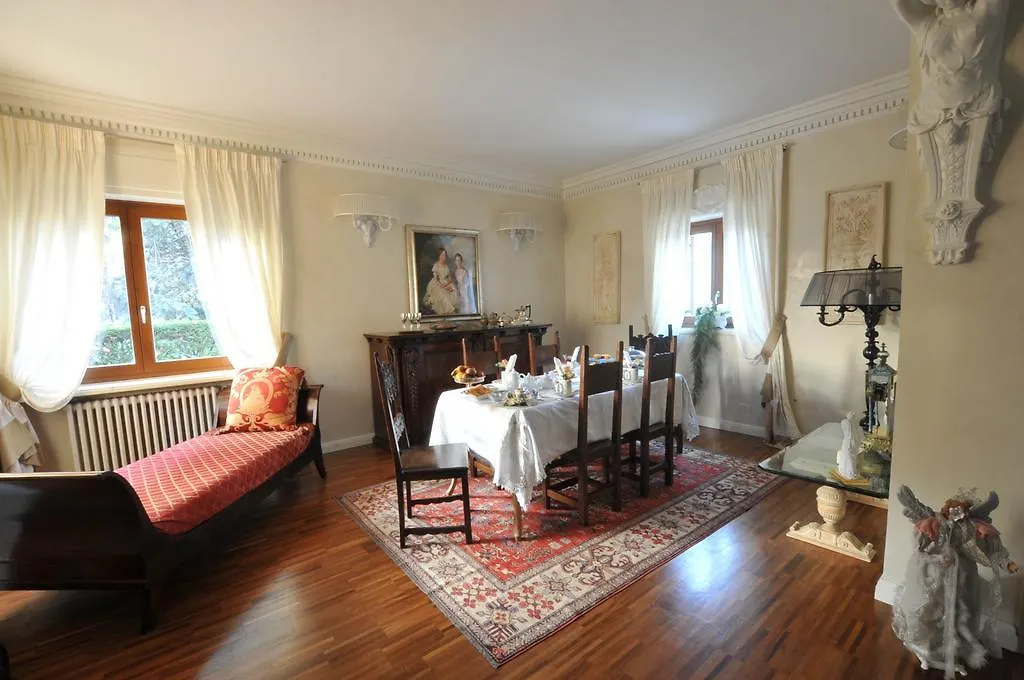 Bed & Breakfast Villa Ai Cedri Bed And Breakfast Sommacampagna